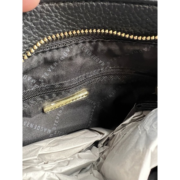 New With Tags Steve Madden Black Leather Purse Gold Hardware And Zipper - Picture 6 of 7